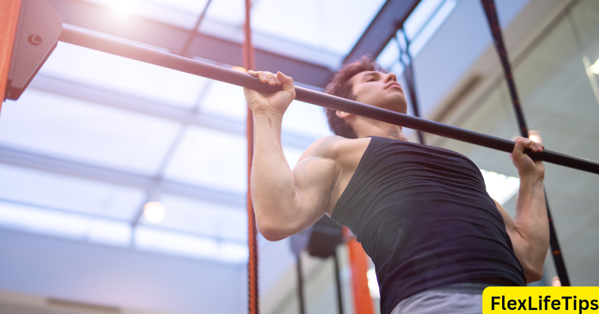 Shoulder-Workout-on-Pull-Up-Bar